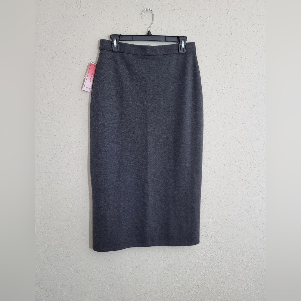 Elegant Gray Women's Skirt - Picture 5 of 7
